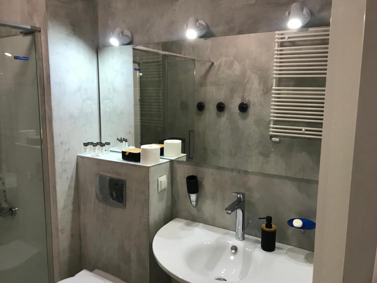 Browar Lubicz 17B Apartament 11 By Atrium Apartments Krakow Bagian luar foto